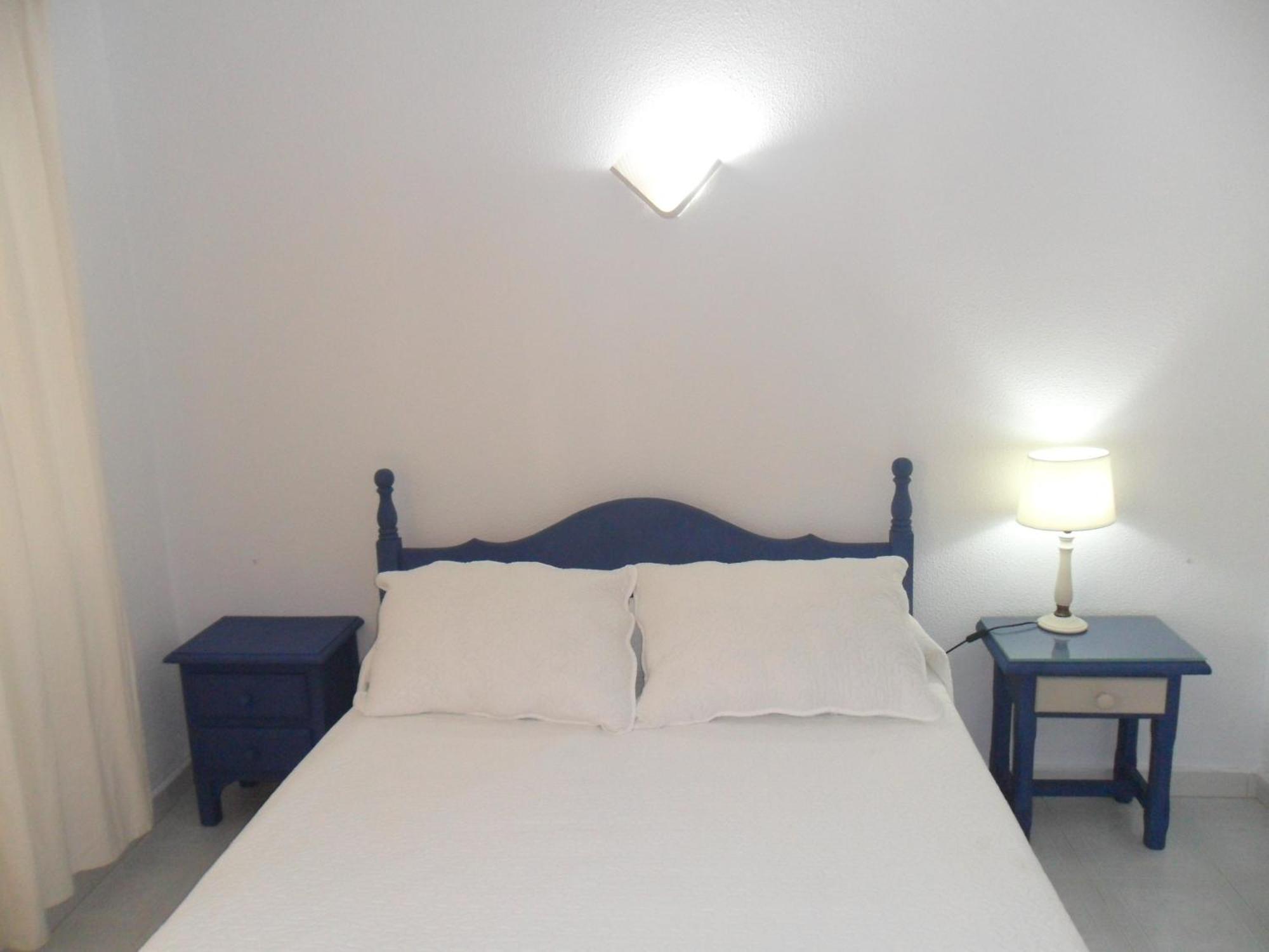 Hostal El Capi Zahora Pokoj fotografie